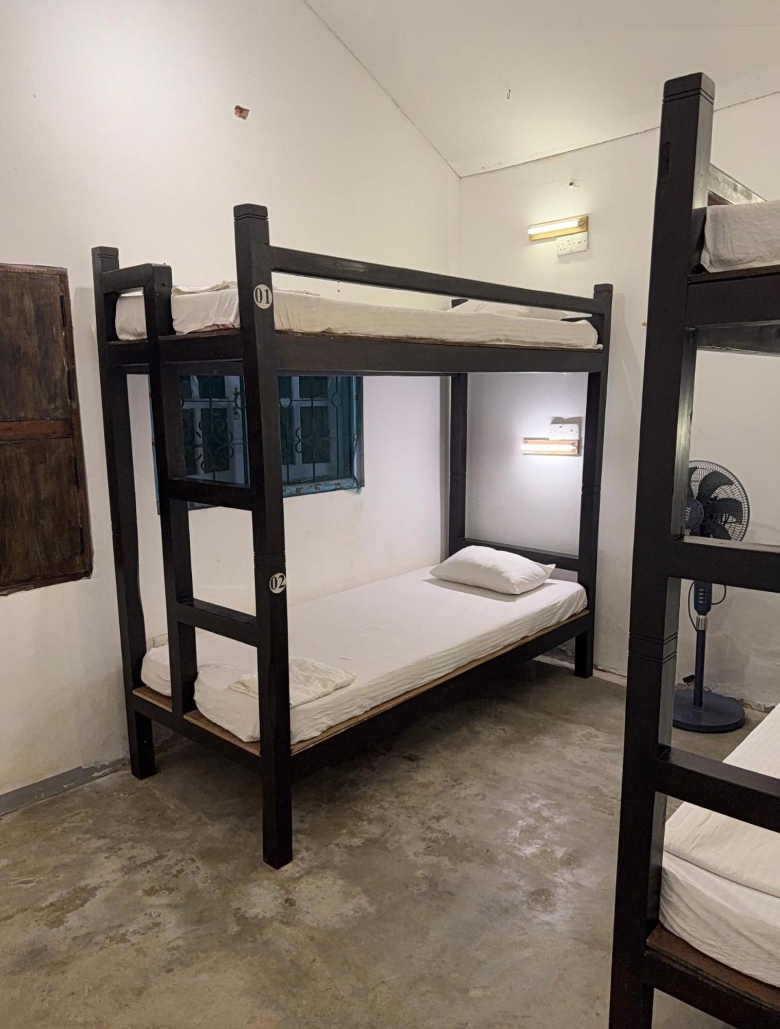Bunk 15 Hiriketiya Pansiyon Dikwella Dış mekan fotoğraf