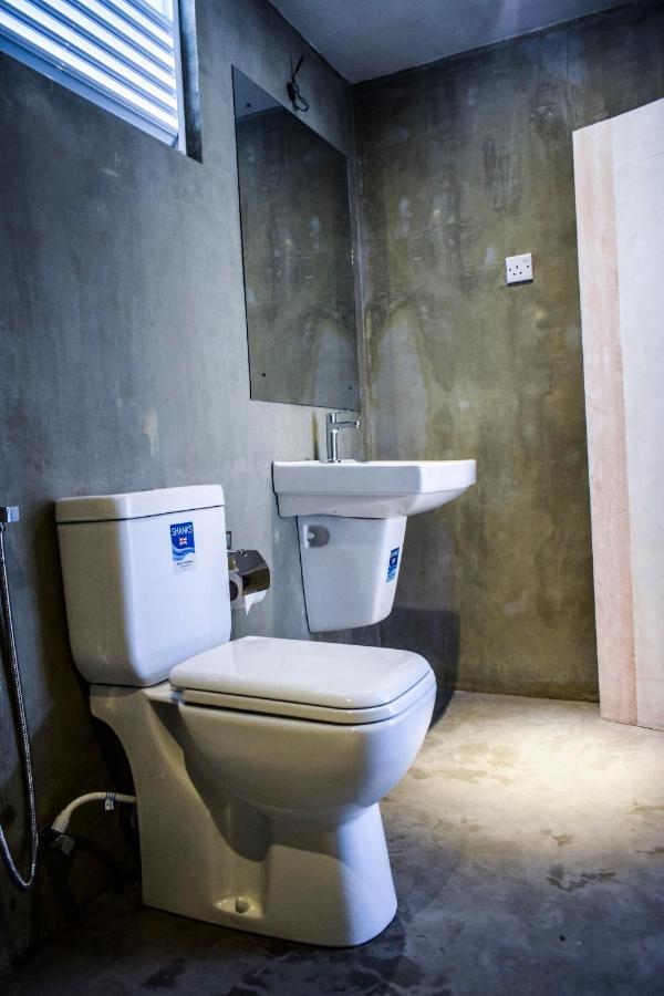 Bunk 15 Hiriketiya Pansiyon Dikwella Dış mekan fotoğraf