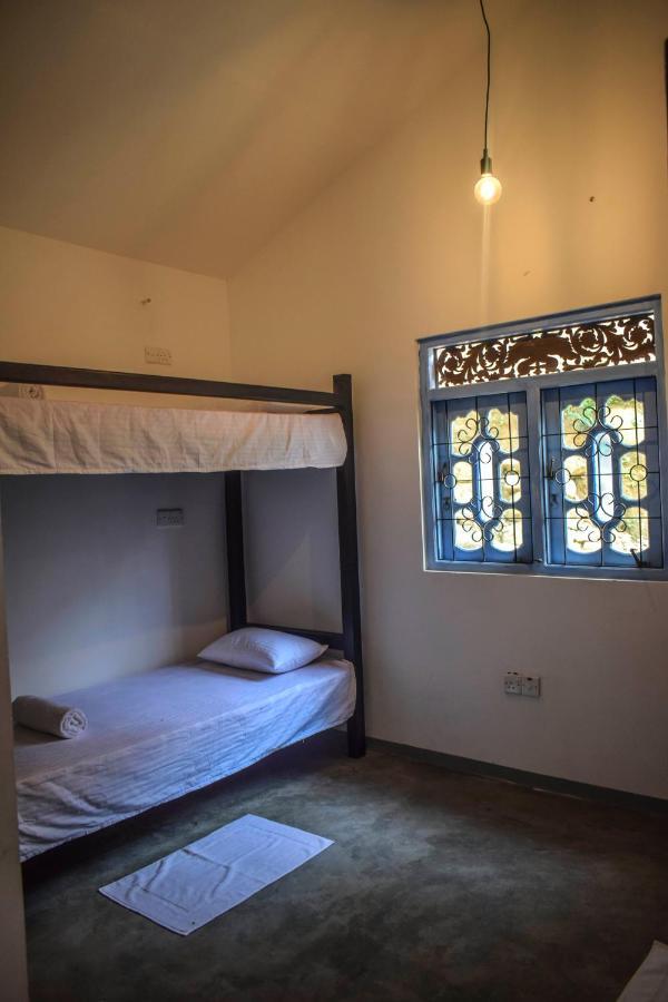 Bunk 15 Hiriketiya Pansiyon Dikwella Dış mekan fotoğraf